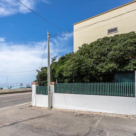 Villetta Bianca Sulla Spiaggia - Apulia Home Gallipoli Eksteriør billede
