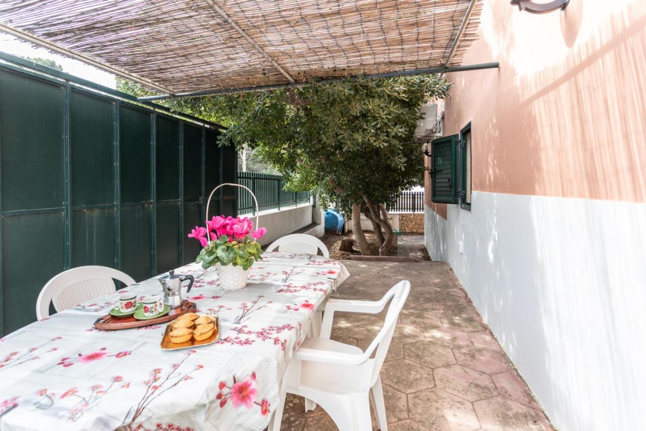 Villetta Bianca Sulla Spiaggia - Apulia Home Gallipoli Eksteriør billede